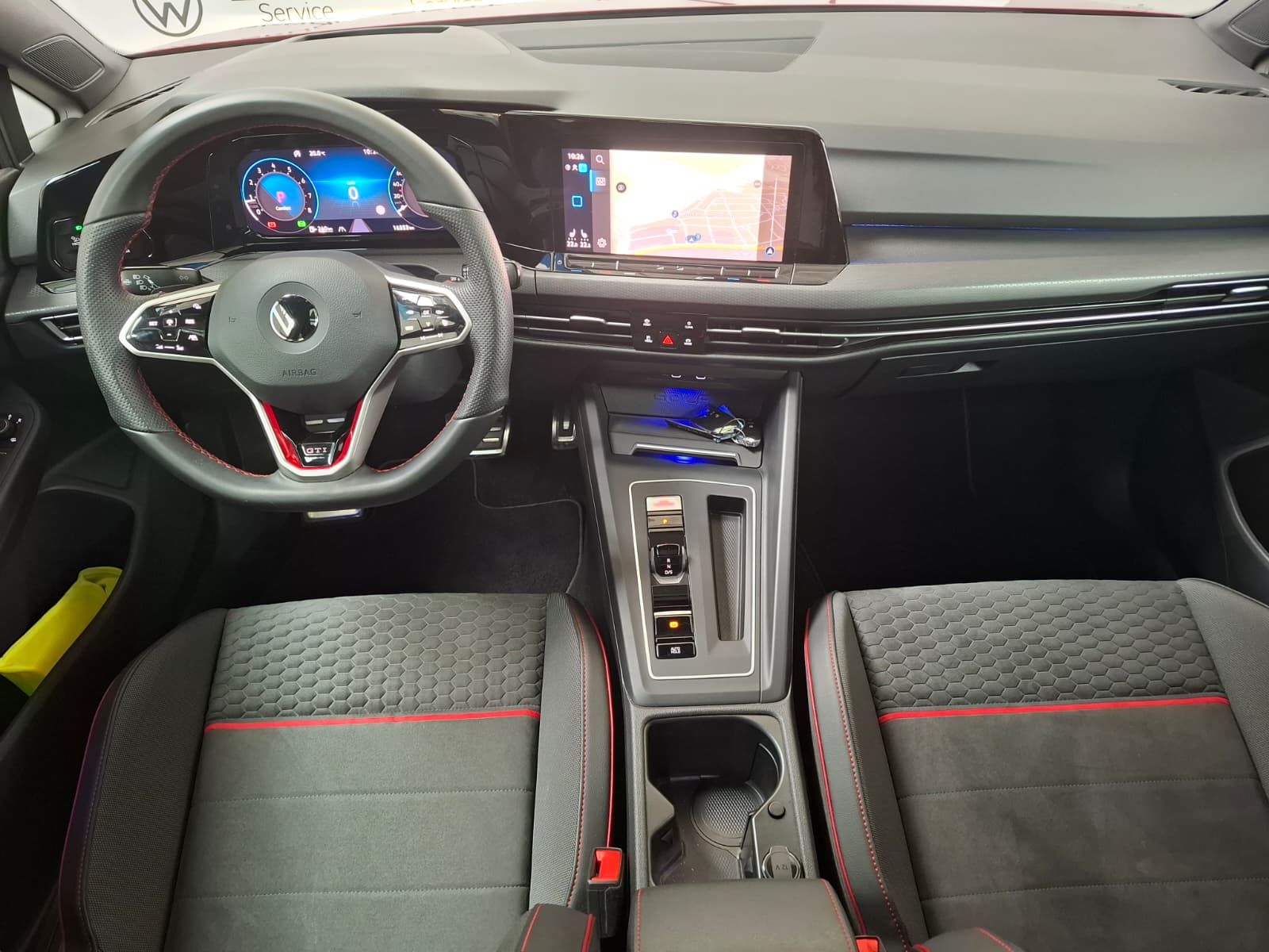 Fahrzeugabbildung Volkswagen Golf VIII Lim. GTI Clubsport 2.0TSI DSG +ACC+LED