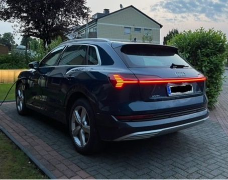 AUDI e-tron 50 advanced (Headup, AHK, B&amp;O, 360°)