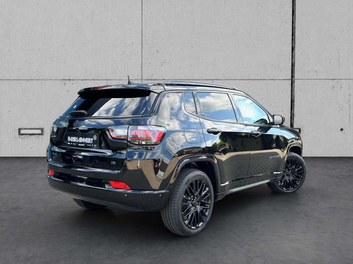 Jeep Compass S PHEV+4x4+ACC+NAVI+LED+CARPLAY+WINTERP.