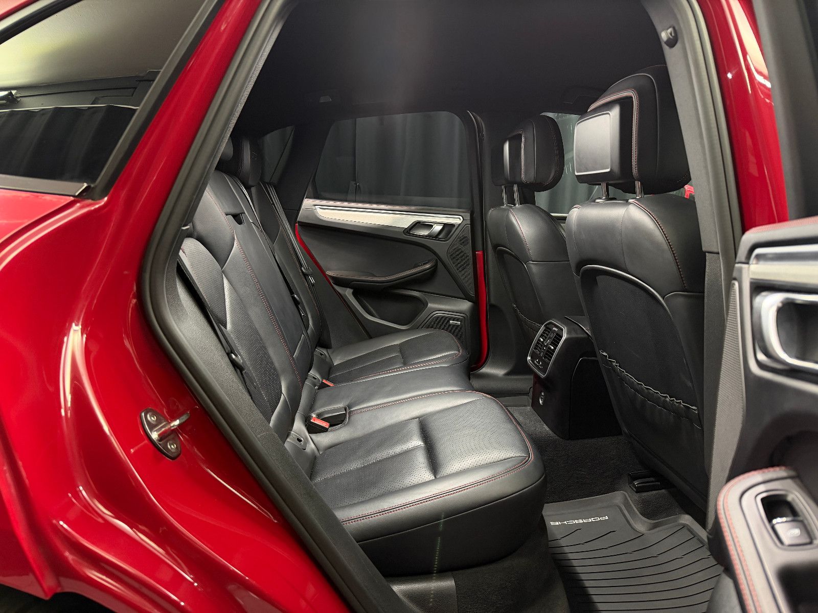 Fahrzeugabbildung Porsche Porsche Macan GTS |BOSE|360°|SITZBELÜFTUNG
