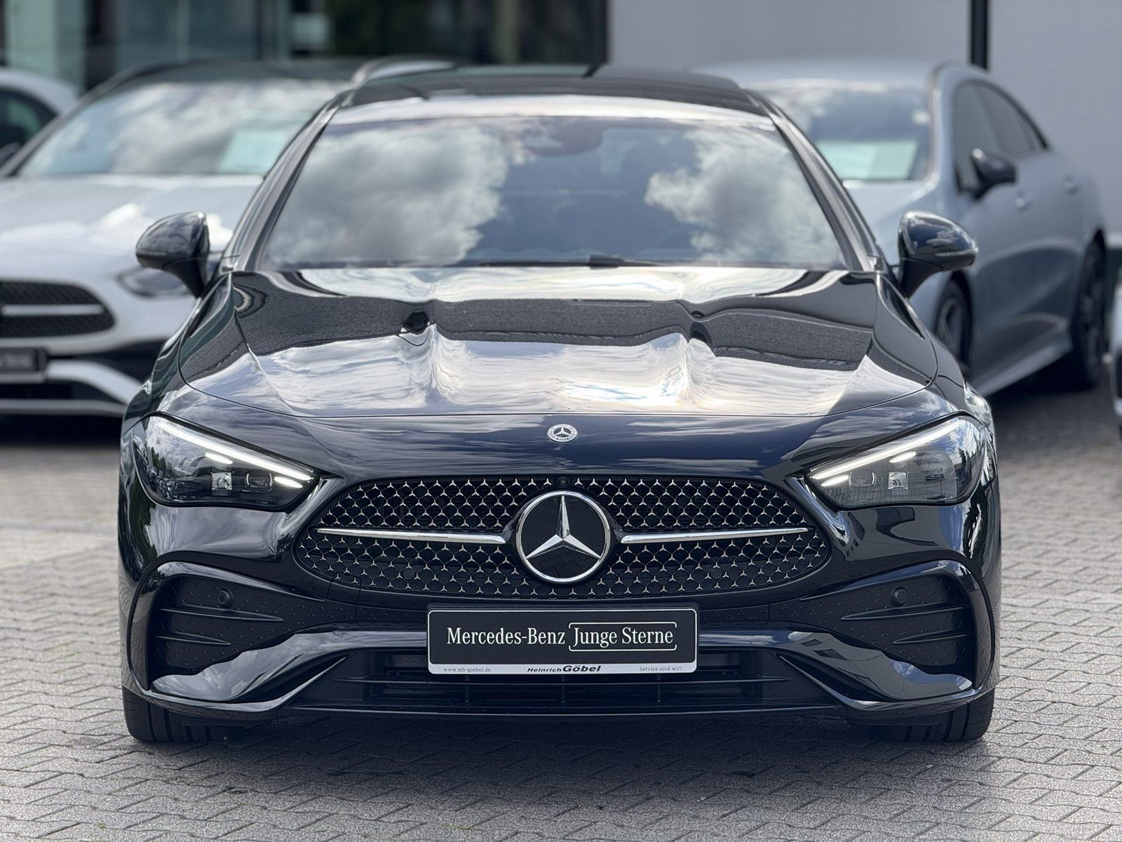 Fahrzeugabbildung Mercedes-Benz CLE 300 4M AMG*LEDER*MEMORY*PANO*20ZOLL*360°KAM