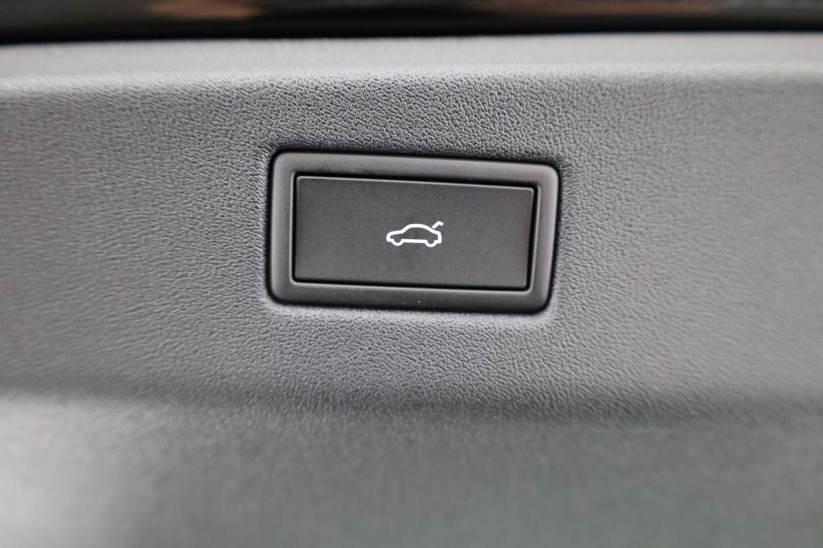 Volkswagen ID.7 Pro Black, AHK, HuD, IQ.Light, IQ.Drive, Ar, миниатюра 17