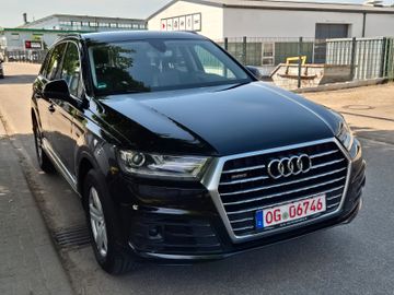 Audi Q7 - 3