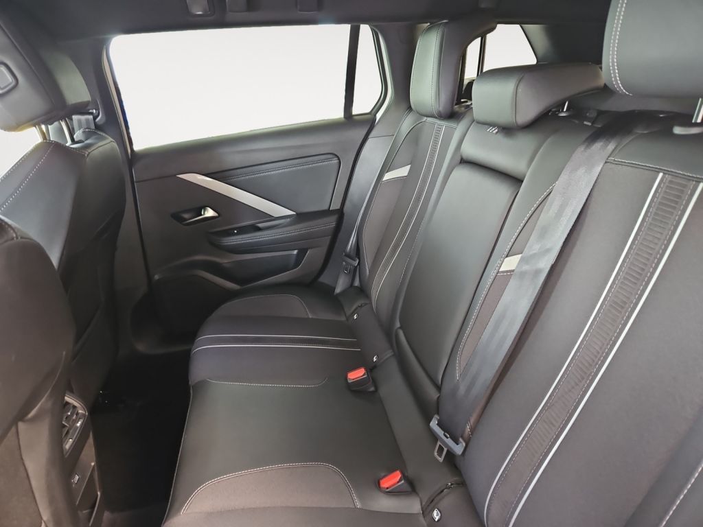 Fahrzeugabbildung Opel Astra Sports Tourer 1.2 Turbo Automatik GS Navi