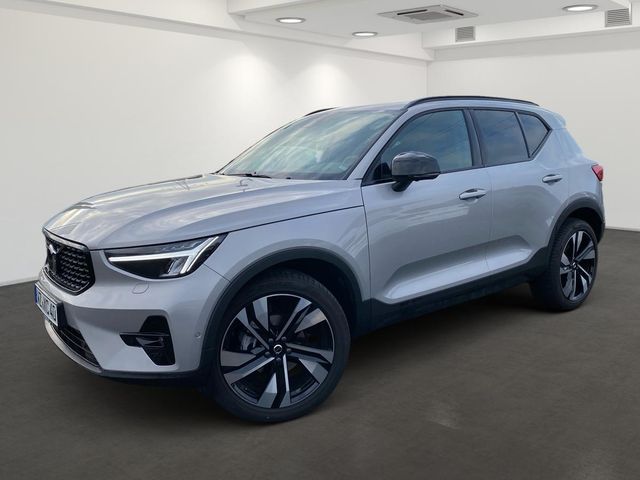 Volvo XC40 T2 Mild-Hybrid Plus Dark Pano Standhzg. ACC