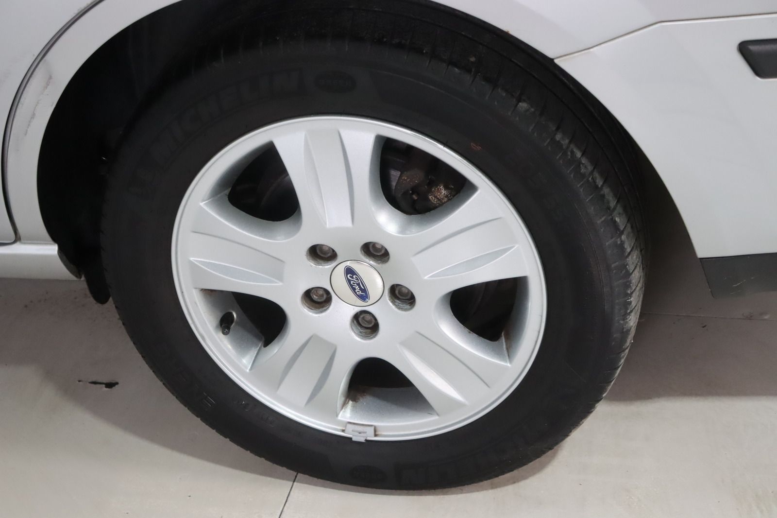 Fahrzeugabbildung Ford Mondeo Turnier 2.0  * Klimaautom. HU/AU 06.26 Gh