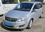 Opel Zafira - Opel Zafira: Limousine