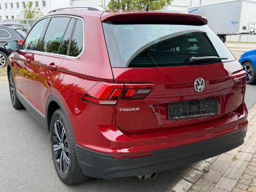 Volkswagen Tiguan - 7