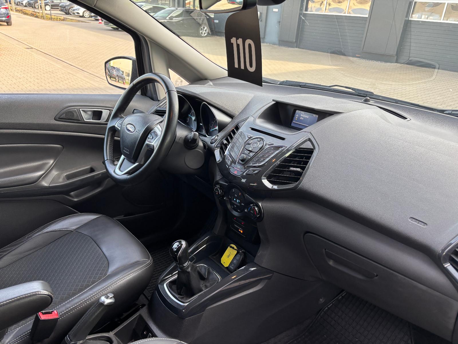 Ford EcoSport Titanium*Shz*Pdc*Ahk*Top*