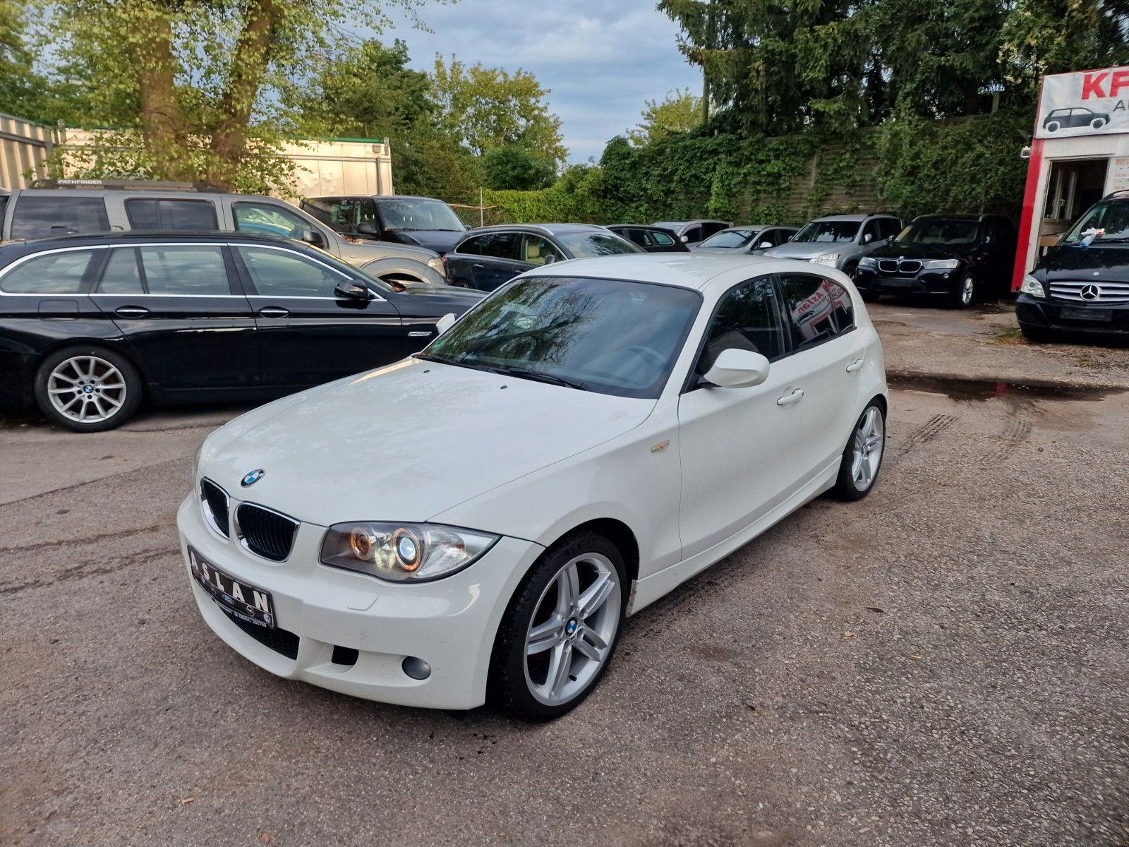 BMW BMW 118 1 Limousine 118d*M-PACKET*1HD*BMW-SH