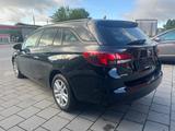 Opel Astra K Sports Tourer Edition Start/Stop - Opel Astra: Schwarz