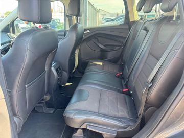 Ford Kuga - 11
