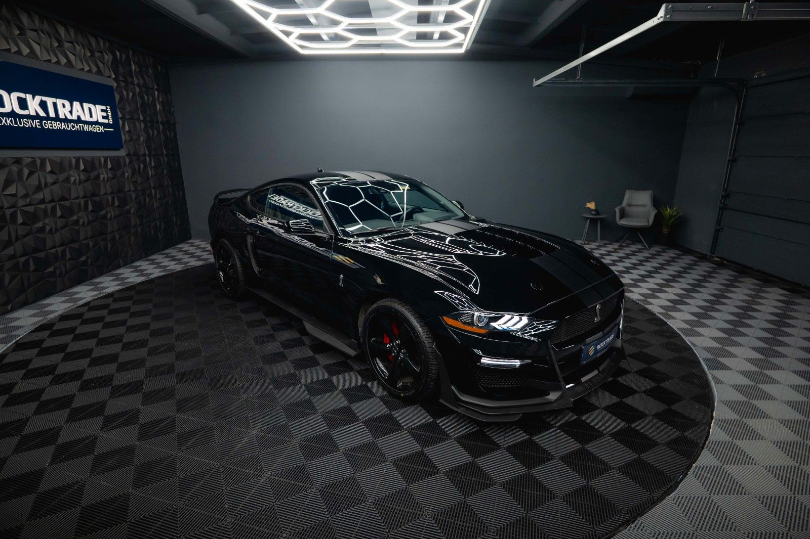 Fahrzeugabbildung Ford Mustang Shelby GT 500 5.0 V8 Performance PREMIUM