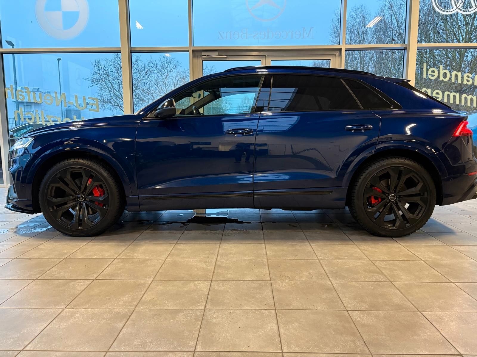 Fahrzeugabbildung Audi Q8 50 TDI Quattro S-Line HA Lenkung 22-zoll