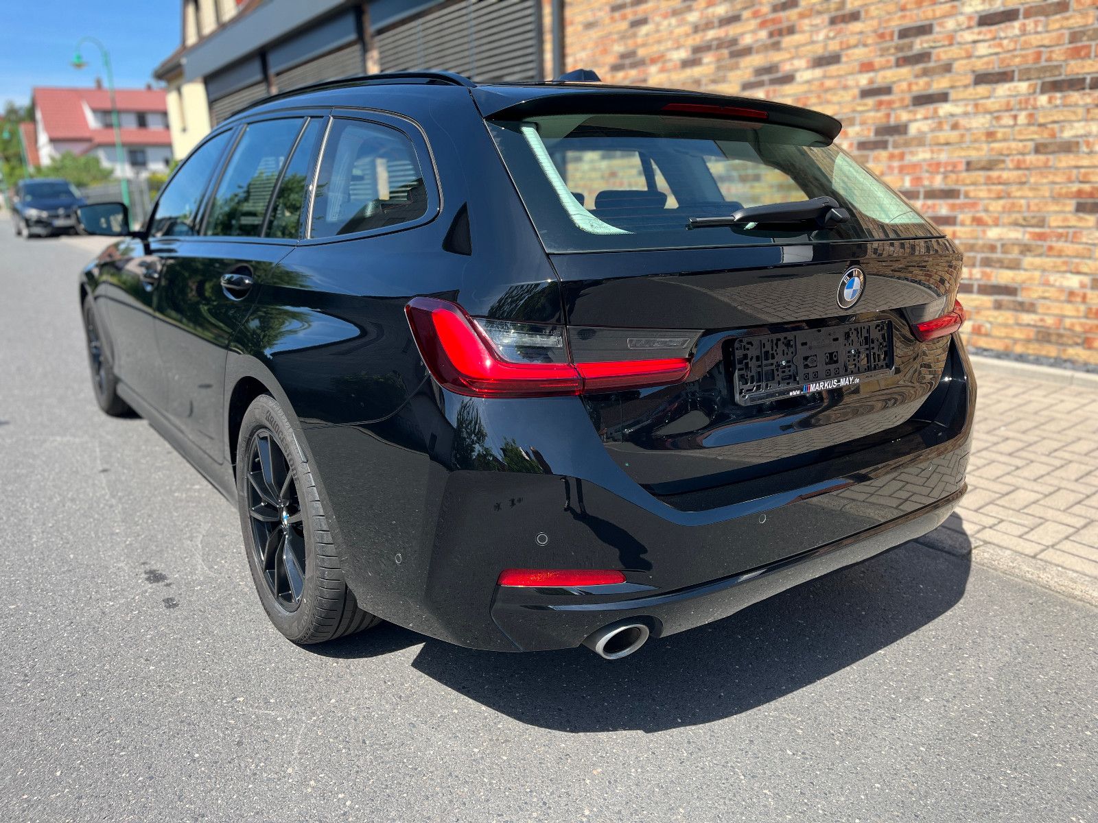 BMW 318i Touring Navi LED Shz Kamera foto 4
