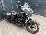 Harley-Davidson Street Glide FLHX 107 Custom - Angebote