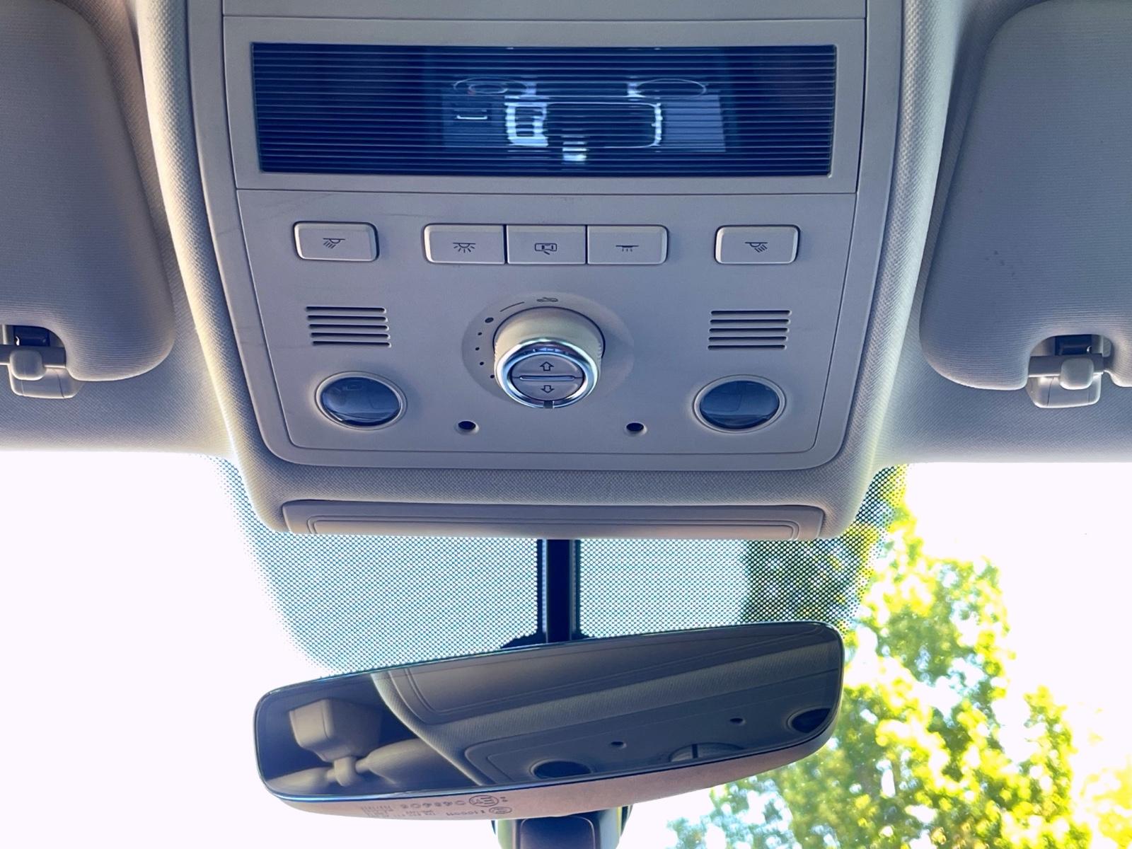 Volkswagen TOUAREG V6 TDI 4 MOTION LEDER PANORA SCHECKHEFT
