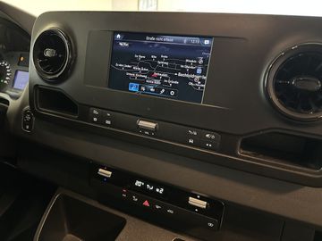 Mercedes Sprinter - 11