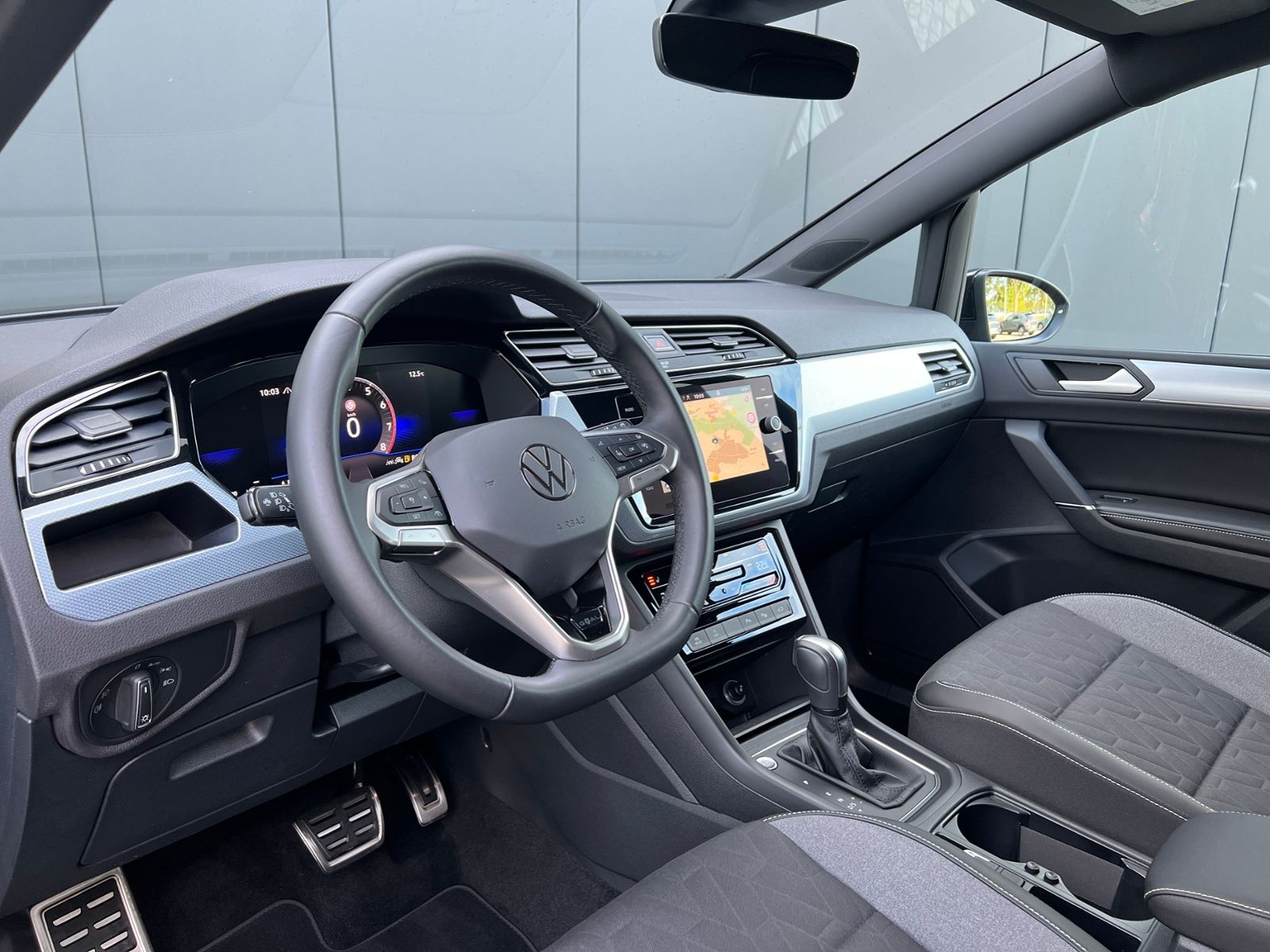 Fahrzeugabbildung Volkswagen Touran Goal 1.5 TSI DSG *AHK, ACC, Kamera, 17''-