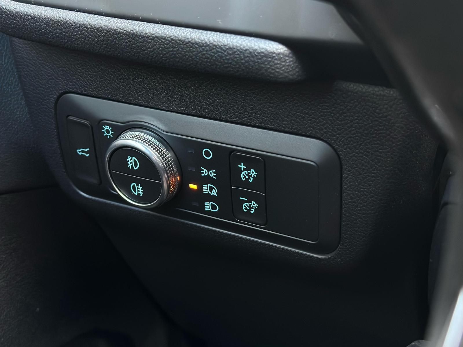 FORD Kuga 1.5 EB ST LINE X LED#AHK#ACC#SPUR#HUD#CAM - Image 20