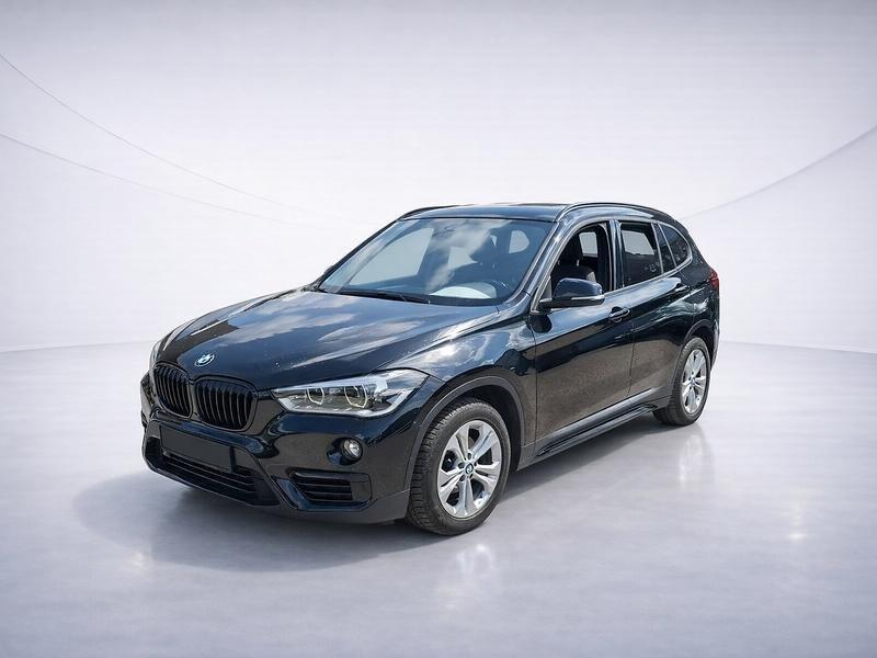 BMW X1 xDrive 18d Sport Line Aut. LED/RFK/SHZ/AHK
