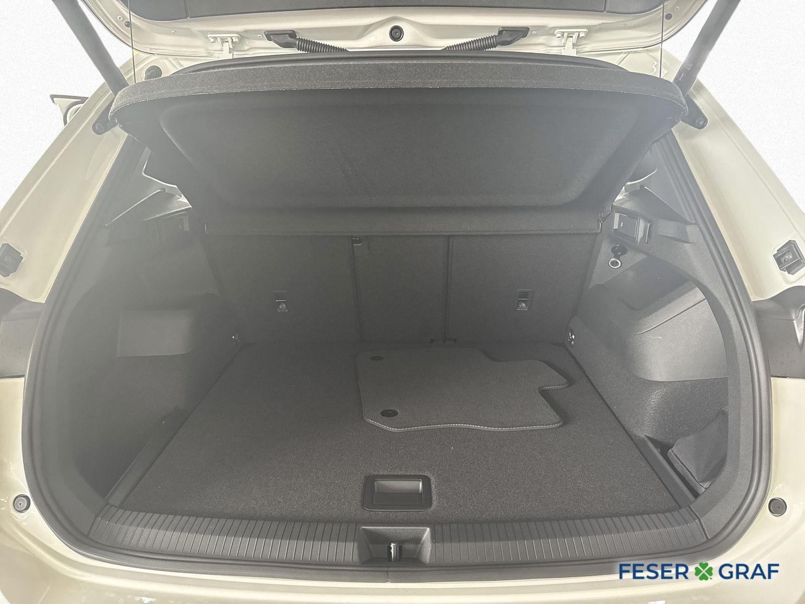 Volkswagen Tiguan - Bild 13
