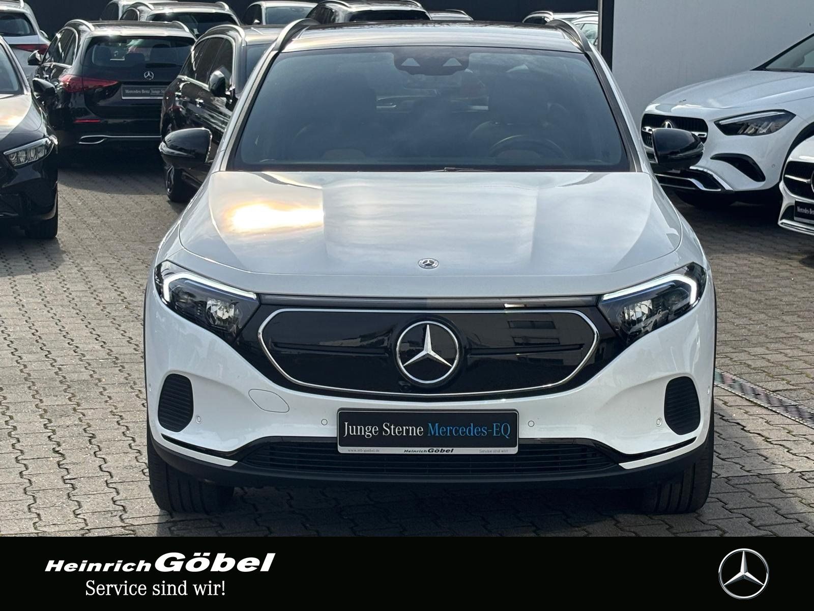 Fahrzeugabbildung Mercedes-Benz EQA 250+ ELE-ART PAN FAP NP 360° HUD VZA KLG ASS