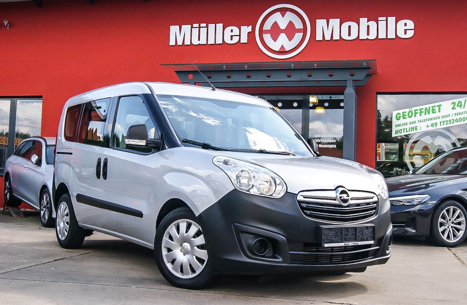 Fahrzeugabbildung Opel Combo D Selection L1H1 5-SITZE SCHIEBETÜREN 1.HD