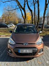 Hyundai i10 TOP gepflegt, aus 1. Hand und... - Hyundai i10 Gebrauchtwagen in München