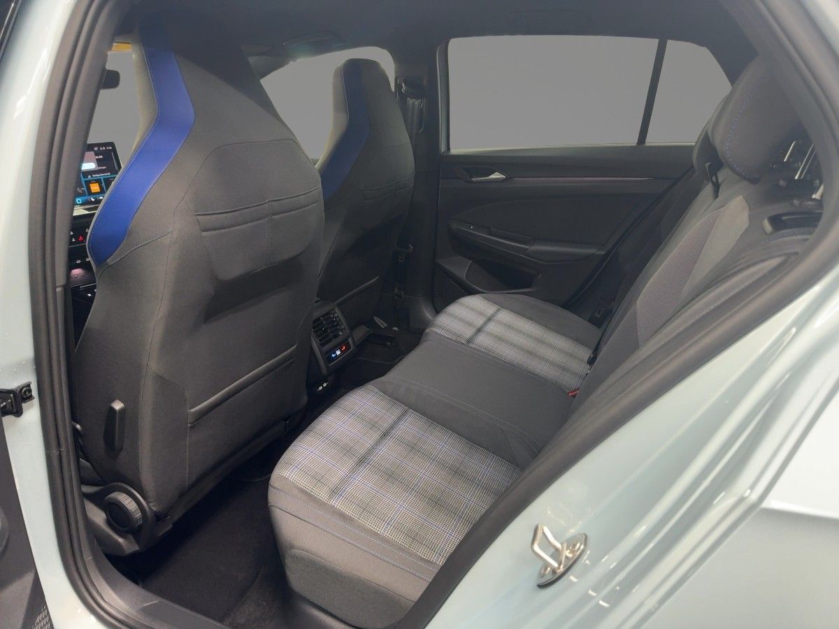 Volkswagen Golf - Bild 10