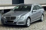 Mercedes-Benz E 250 T-Modell  CDI Avantgarde*Sportpaket *NAVI - Mercedes-Benz E 250: Cdi Avantgarde
