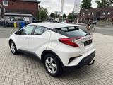 Toyota C-HR Flow 1.2 Turbo Klima DAB Spurhalteass. AHK - Toyota: F1