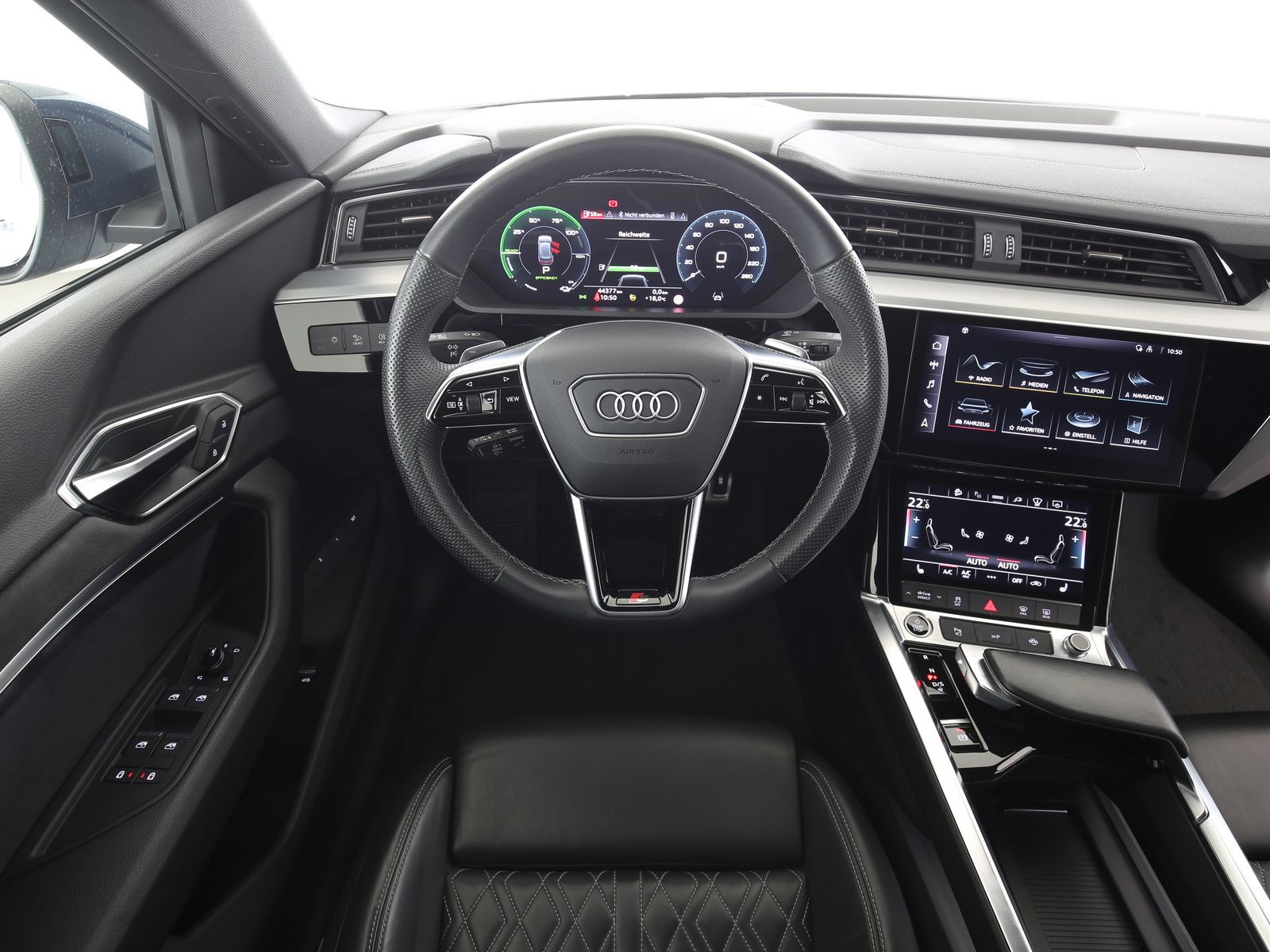 Audi Q8 e-tron - Bild 11