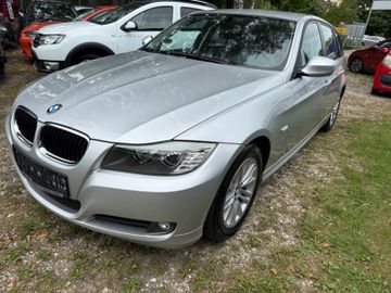 BMW 320 - 2