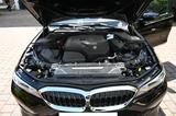 BMW 318i Touring Advantage Auto Advantage - BMW 318 von privat