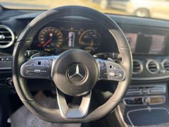 Fahrzeugabbildung Mercedes-Benz E 450 E 450 4Matic AMG PAKET TOP AUSSTATTUNG
