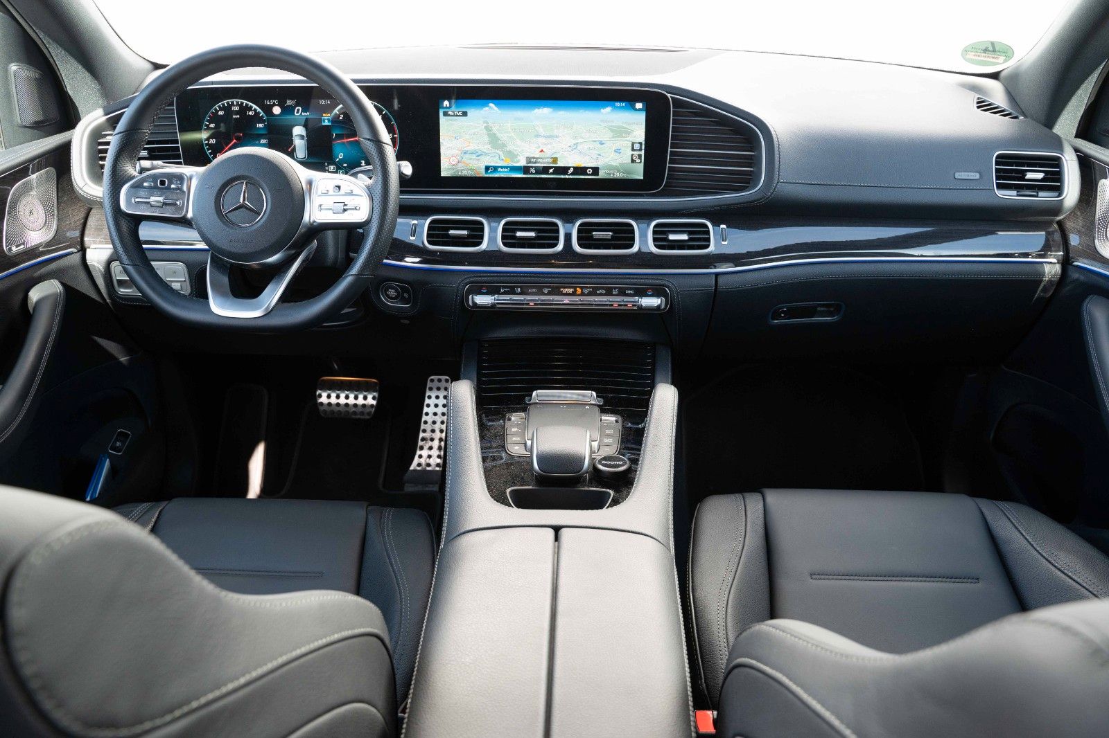 Fahrzeugabbildung Mercedes-Benz GLE 400 D 4MATIC AMG 1.HD 21" MBUX LED PANO AHK