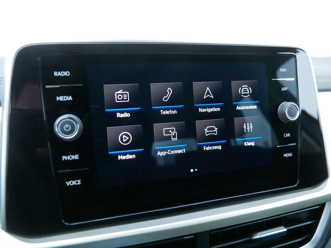 Fahrzeugabbildung Volkswagen T-Roc 1.0 TSI MOVE NEU37T AHK LED Kamera SHZ+LHZ