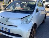 Toyota iQ 1.0 CVT High COMENUOVA - Toyota IQ aus 2012