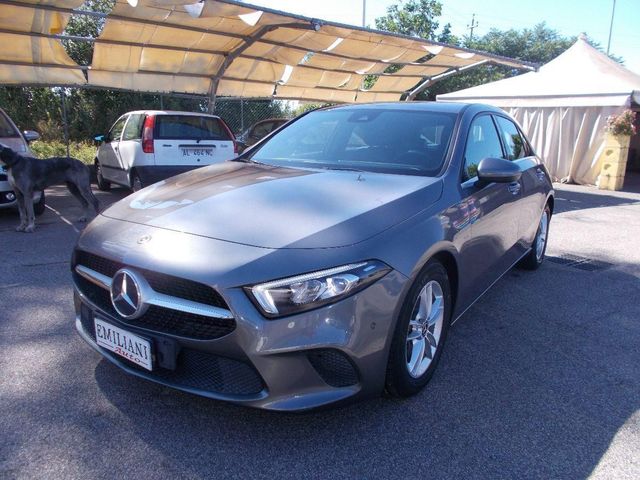 Mercedes-Benz MERCEDES - Classe A - A 180 d Automatic Business
