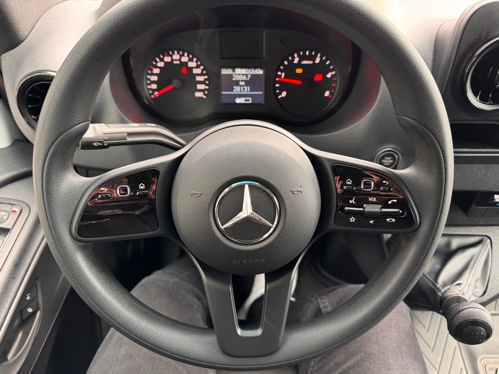 Fahrzeugabbildung Mercedes-Benz Sprinter 515 CDI 4325 Klima Kamera MBUX