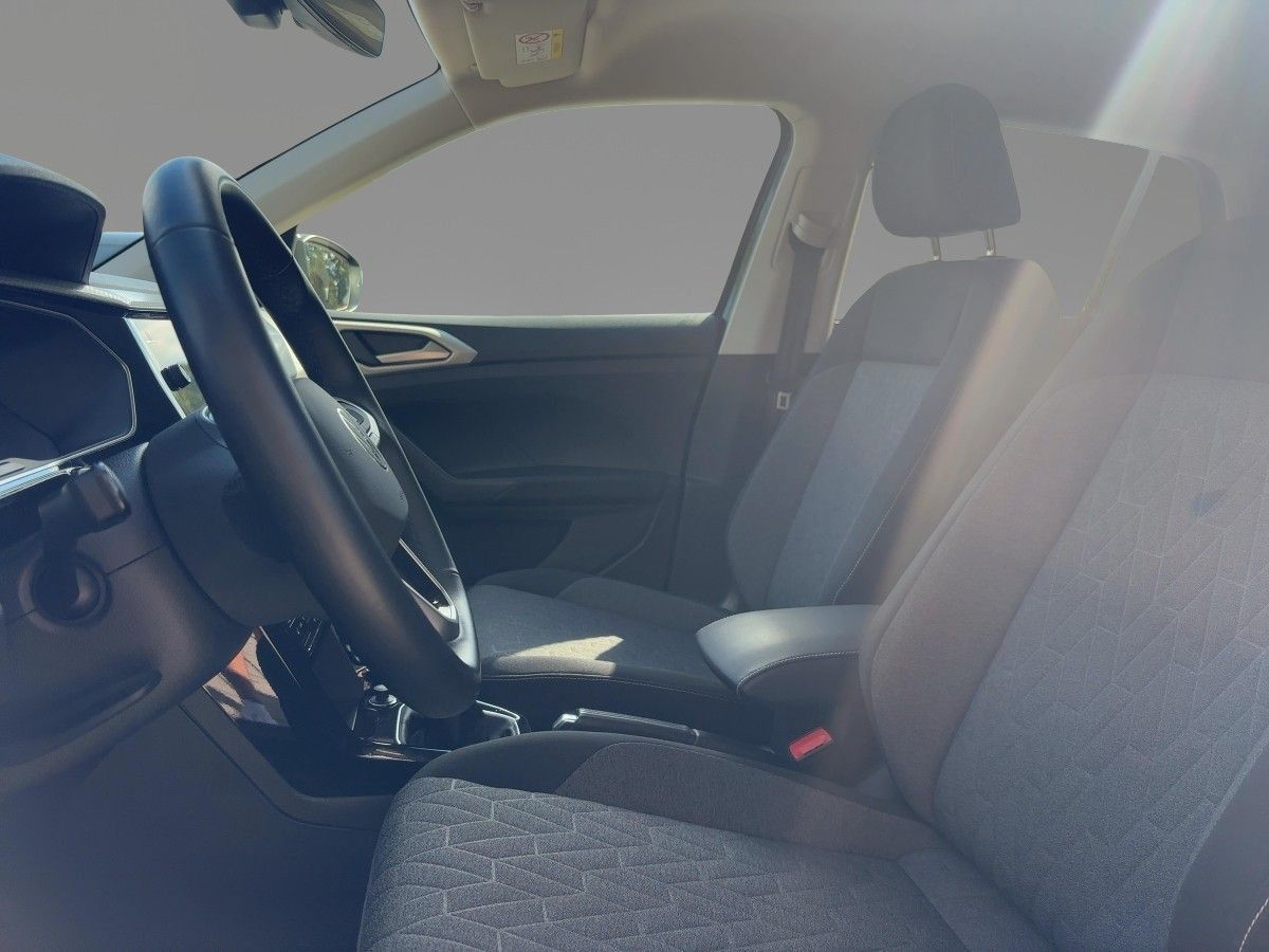 Volkswagen T-Cross - Bild 8