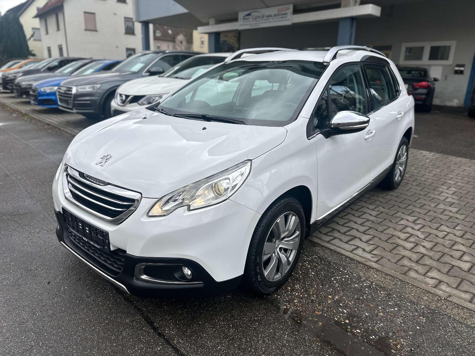 Peugeot 2008 1.6 Edition Automatik LED Himmel Navi Chrom