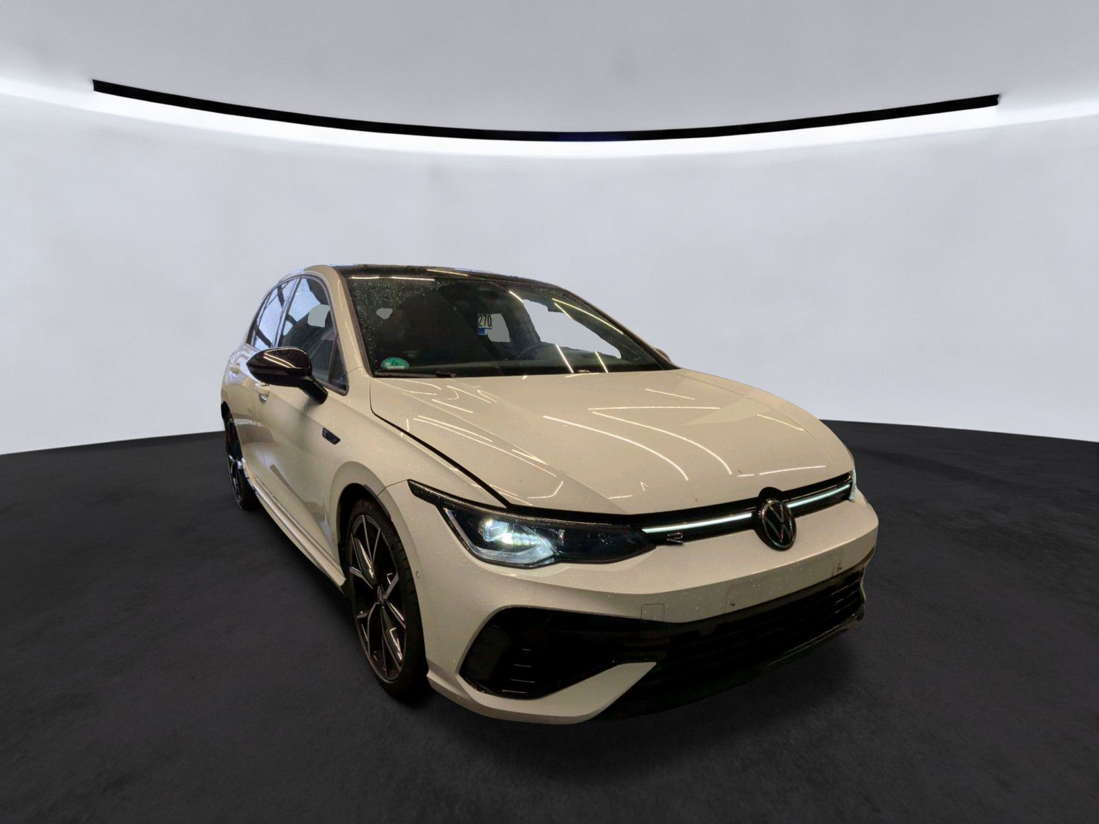 Volkswagen Golf VIII R 2.0 TSI 4M DSG Akra CAM Pano Navi IQ foto 3
