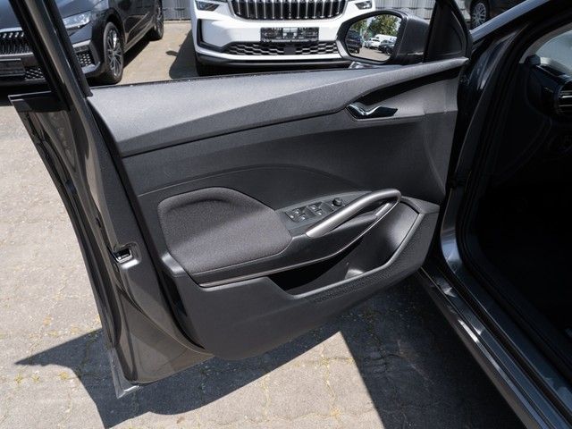 Fabia 1.0 Style AHK+LED+GRA