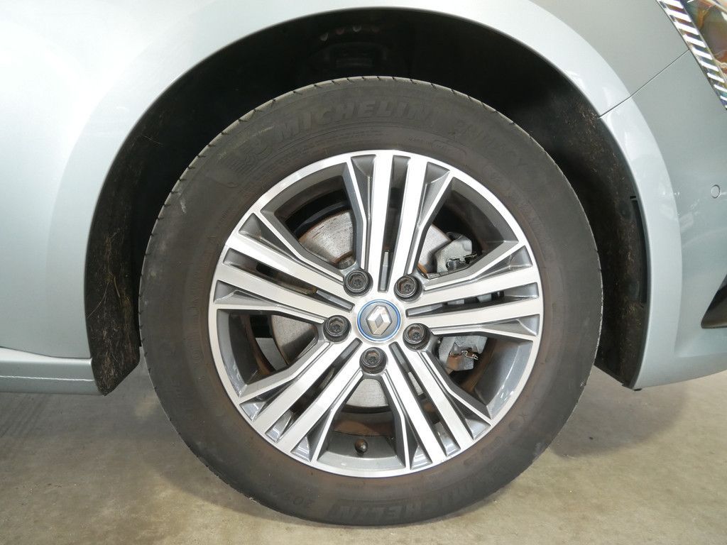 Fahrzeugabbildung Renault Megane Grandtour Intens E-TECH Plug-in 160