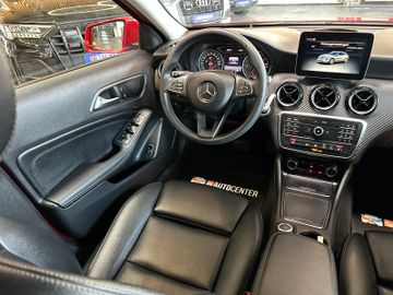 Mercedes-Benz GLA 200 *ACC*PDC*NAVI*TOTWINKEL*KLIMA*LED*