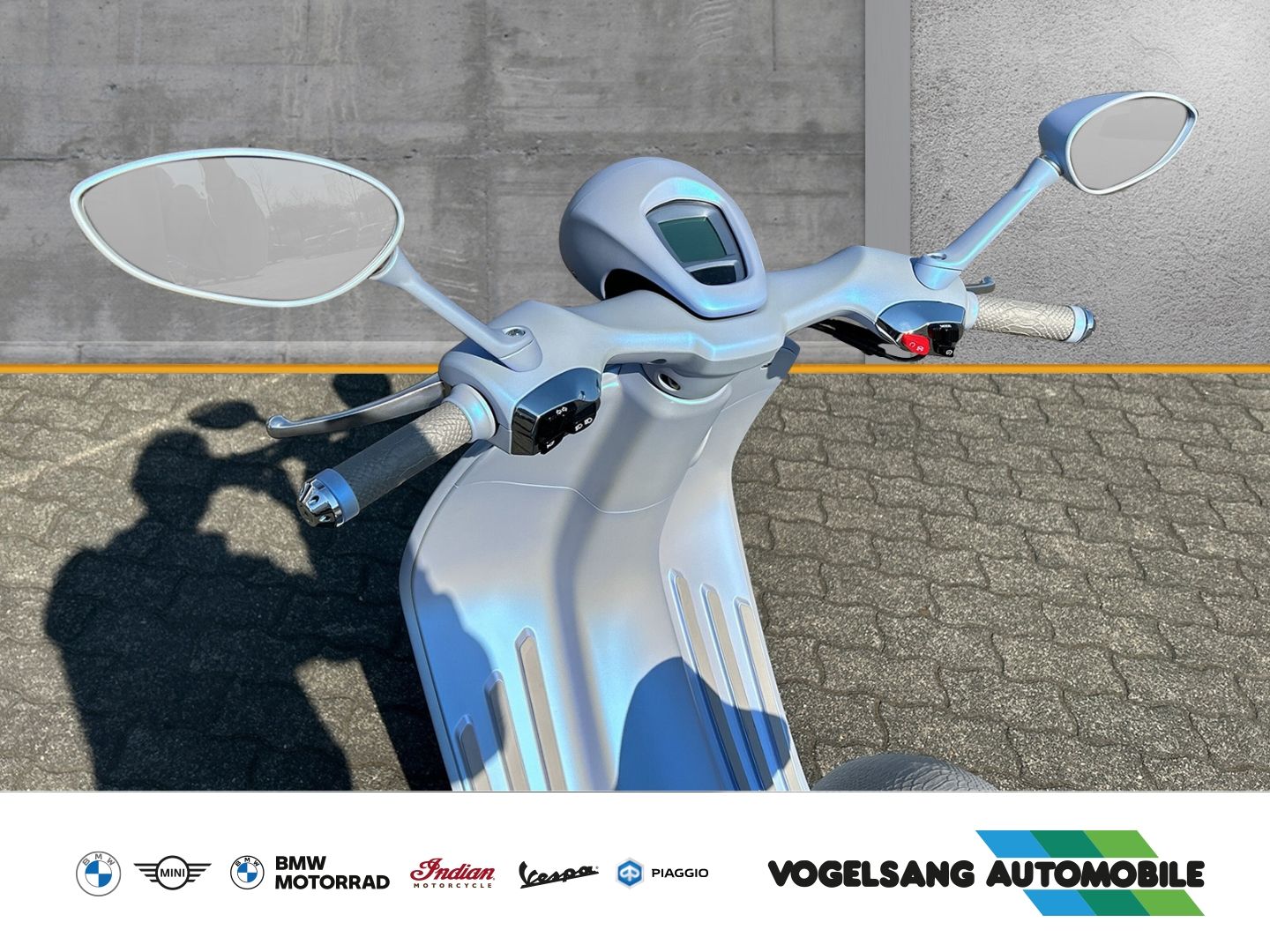 Fahrzeugabbildung Vespa 946 Sondermodell Snake, Limitiert auf 888 Stück,