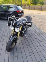 Triumph Speed Triple 1050 - Angebote