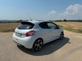 Peugeot 208 1.6 GTi 200 THP GTi - HU neu, Panoramadach - Peugeot 208 von privat
